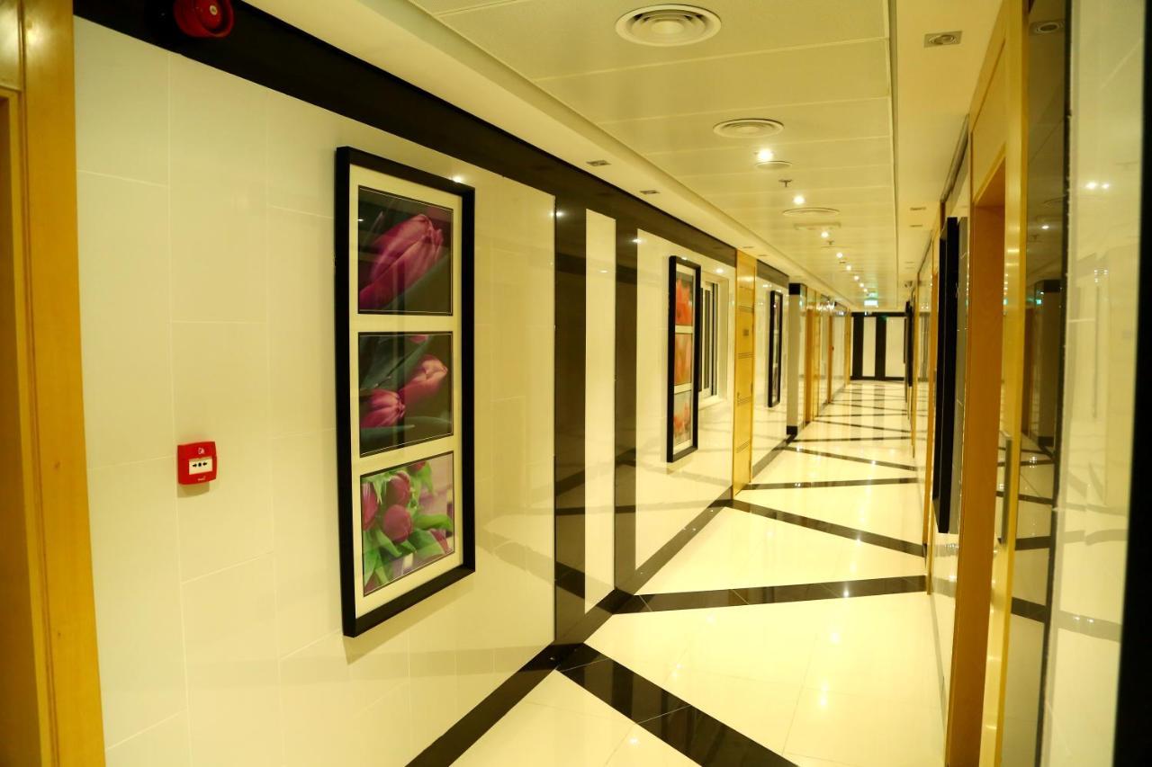 Tulip Al Barsha Hotel Apartment Dubai Eksteriør billede