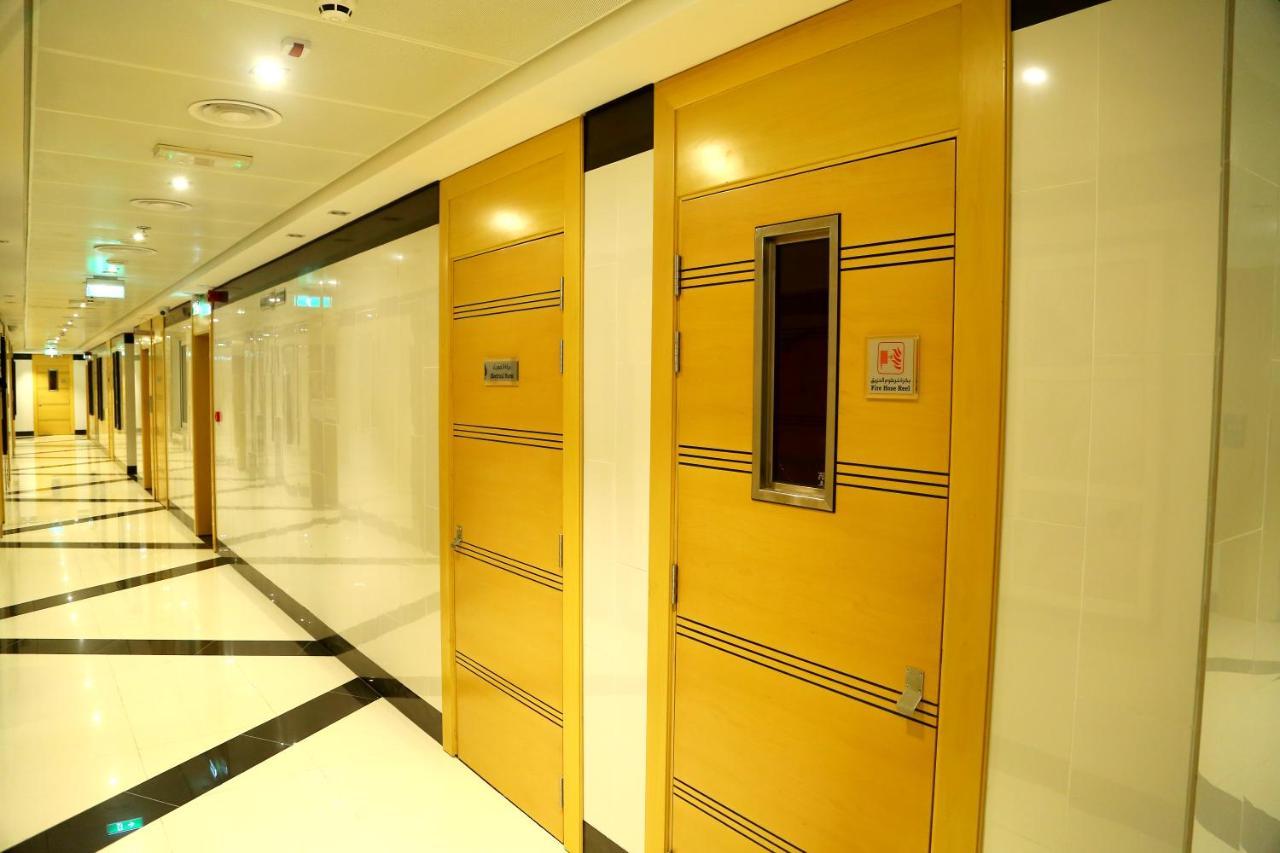 Tulip Al Barsha Hotel Apartment Dubai Eksteriør billede